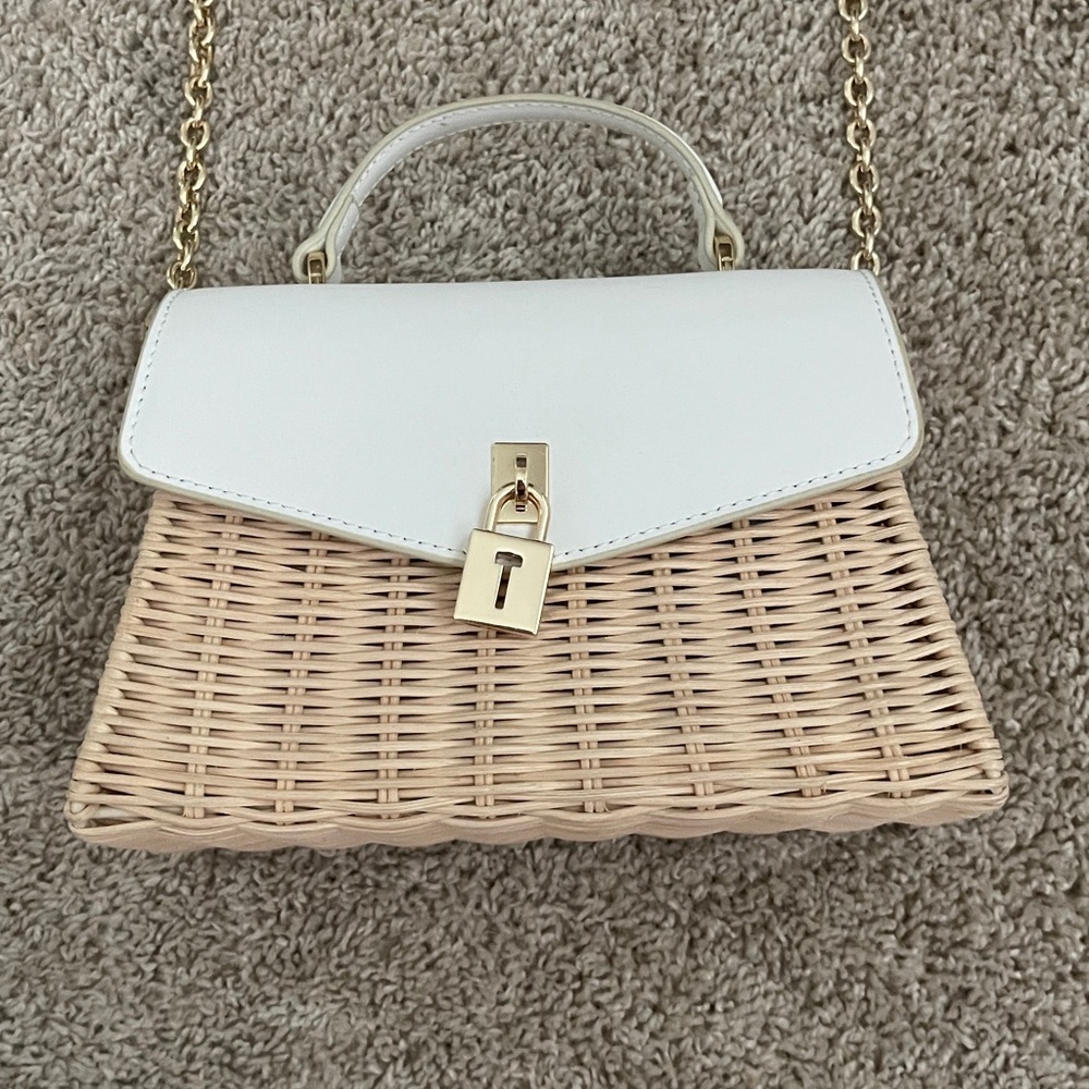 Ted Baker White and Tan Woven Handbag with gold hardware. - Picture 2 of 10